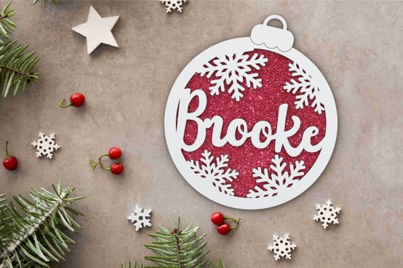 名前入りクリスマスオーナメント 2022年 2,3,4,5,6,7,8の家族 セラミック 鹿 オーナメント ツリー デコレーション ギフト 家族、友人、恋人に - 4 家族 名入れ》アクリル２層仕立てのクリスマスオーナメント 名入れ