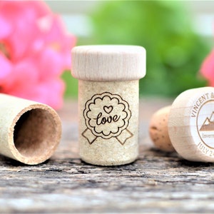 Wedding favors for guests - Personalized Wine Cork Stopper - Party favors • AA068