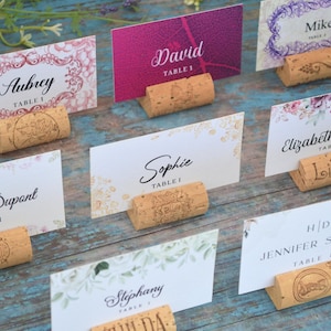 Porta segnaposto in sughero per matrimoni / Decorazioni rustiche da tavola e bomboniere per gli ospiti / Idee personalizzate per ricevimenti nuziali, portafoto rustico • Regno Unito