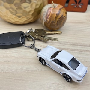 1:64 Porsche 911 Carrera RS Custom keychain personalized diecast car key ring gift for collector kid car enthusiast unique mini toy keychain