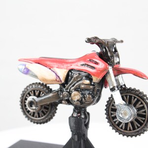 1:64 Dirt Bike Custom Jurassic World Diecast unique Gift for Nostalgia Fan tech lover fun movie gift idea