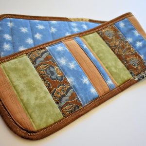 Quilted double oven mitt, kitchen items, oven mitt set, kitchen art for the home