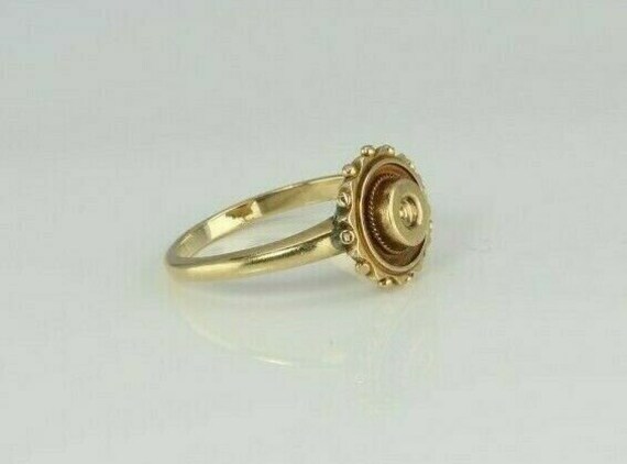 Antique 14K Yellow Gold Victorian Ring Size 5 Cir… - image 3