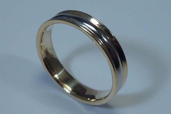 Platinum and 18K Yellow Gold wedding Band, size 1… - image 2