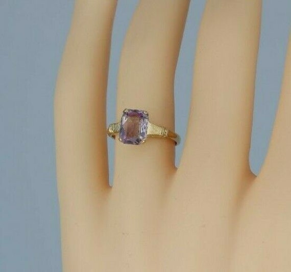 10K Yellow Gold Rectangular Amethyst Ring size 6.… - image 2