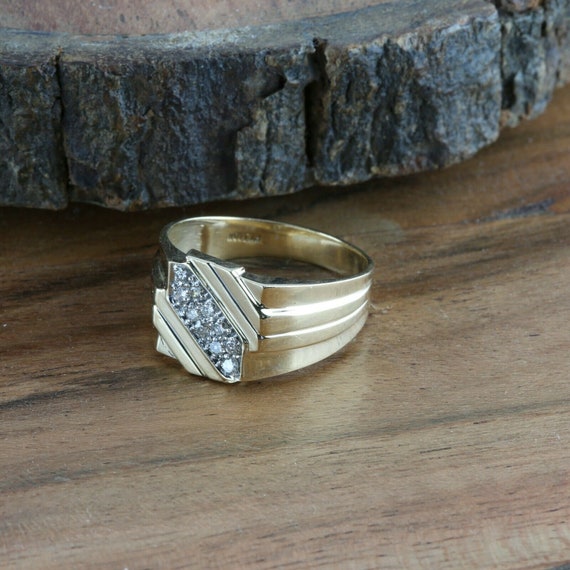 Men's Vintage 10K Yellow Gold Diamond Ring, 1/3 c… - image 3