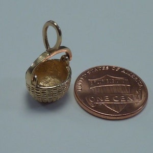 14K Yellow Gold Basket Pendant image 4