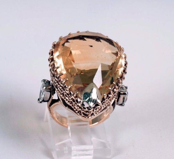 14K Yellow Gold Large Pear Shaped Citrine Ring w/… - image 1