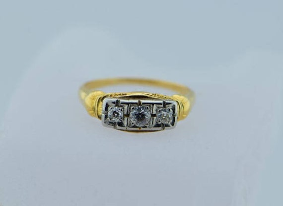 Vintage Circa 1925 18K Yellow Gold 3 Stone Diamond Ring, Size 7