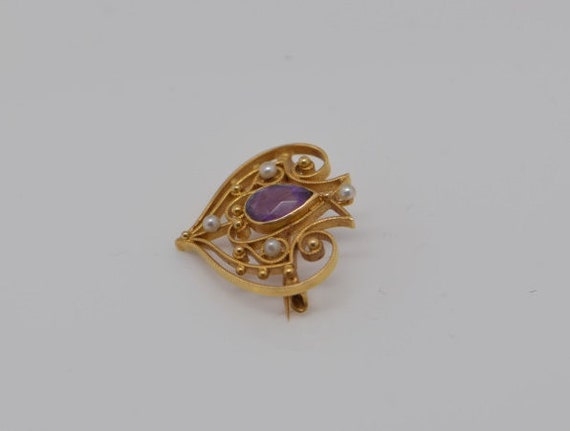 14K Yellow Gold Amethyst and Seed Pearl Pin in Ed… - image 2