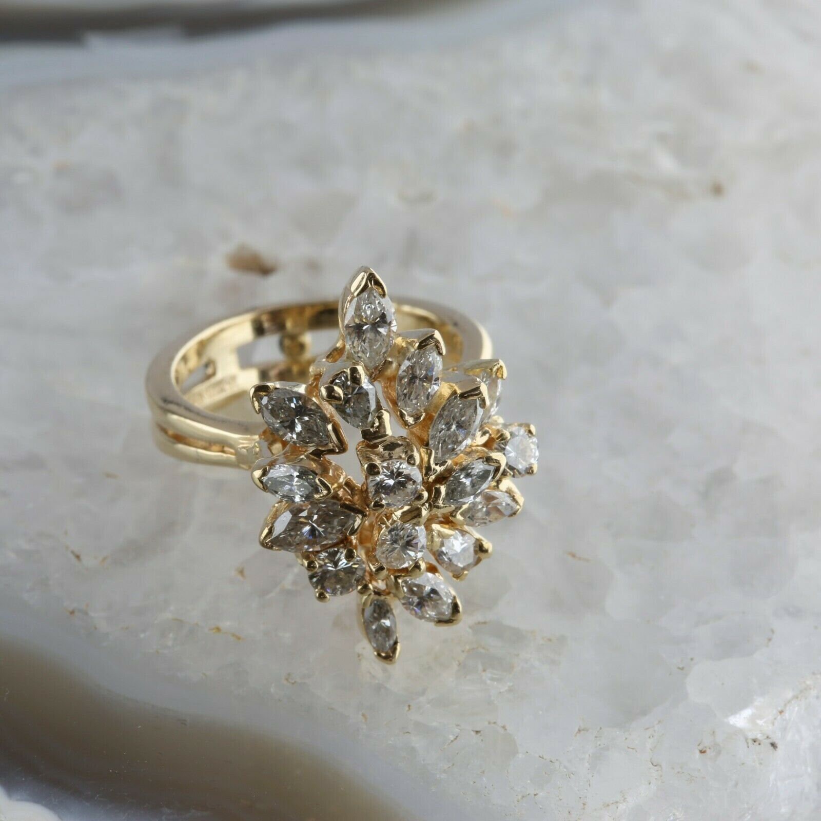 Bague Cocktail Or Jaune 14 Carats Avec Zircone Cubique - Taille 6.5 - Vintage Stock Neuf