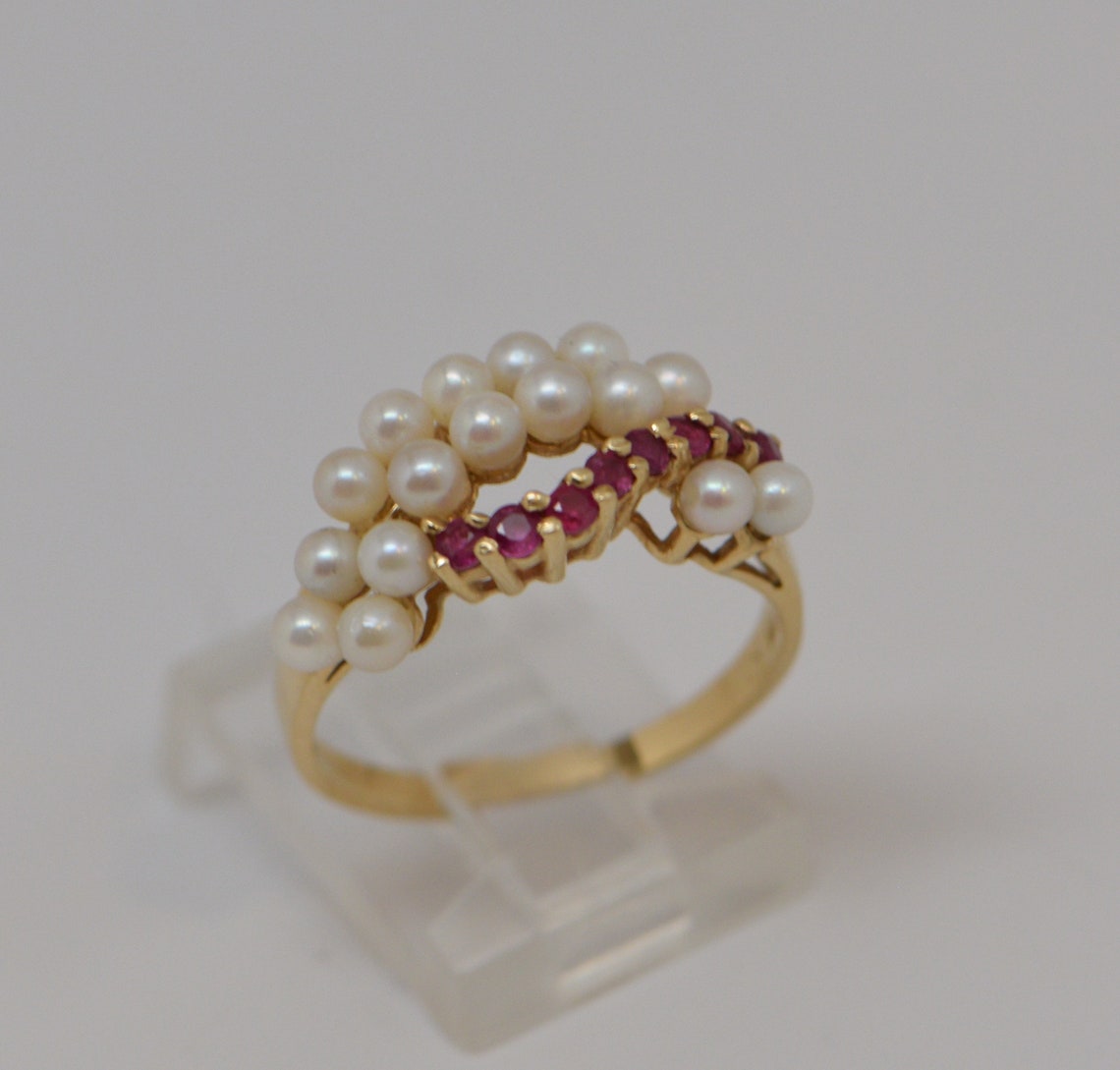 14K Yellow Gold Pearl and Ruby Ring Circa 1960 Size 8 | Etsy