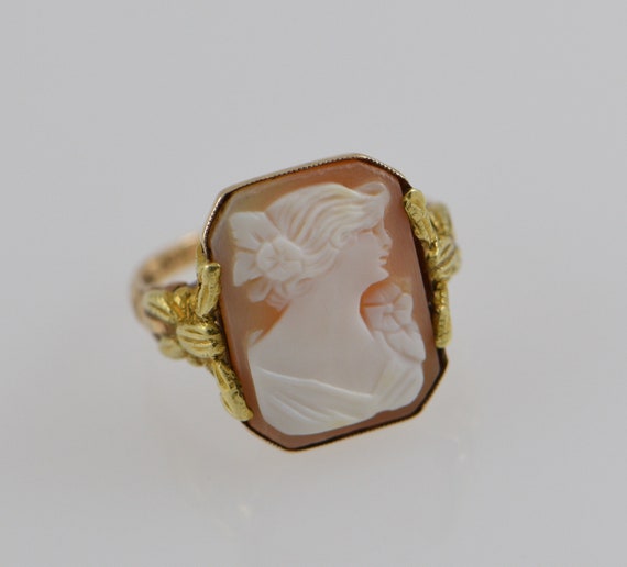 10K Yellow Gold Octagonal Shell Cameo Ring Circa … - image 4