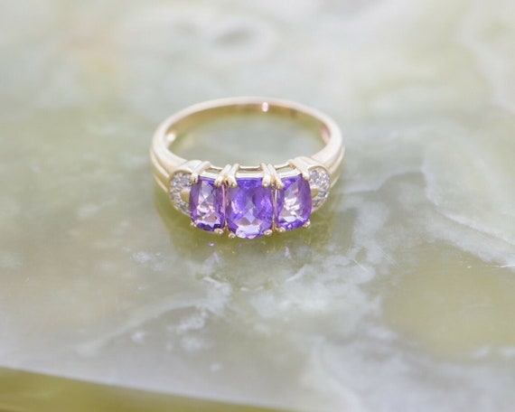 14K YG Amethyst and Diamond Accent Ring, Circa 19… - image 1