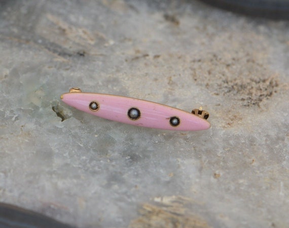 Vintage 14K Yellow Gold Pink Enamel & Pearl Bar P… - image 1