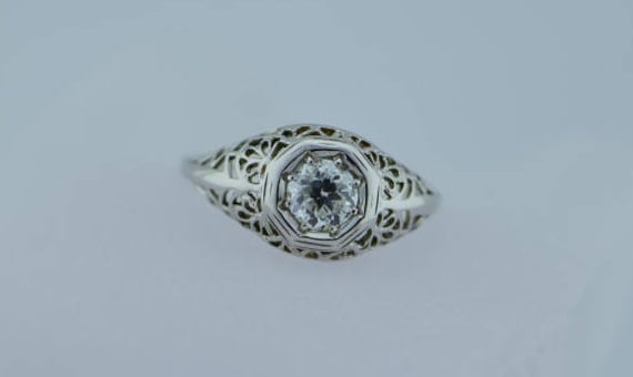 Circa 1920 Art Deco 14K WG Diamond fillagree ring… - image 1