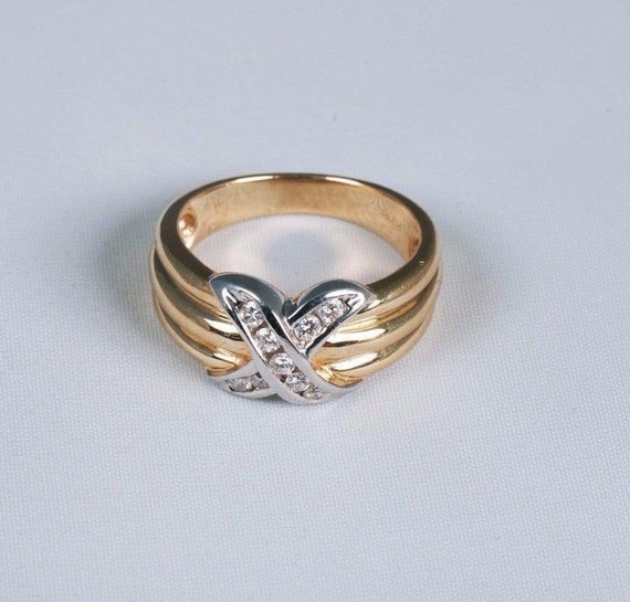 14K Yellow Gold "X" Design Diamond Ring 1/3 ct. t… - image 1