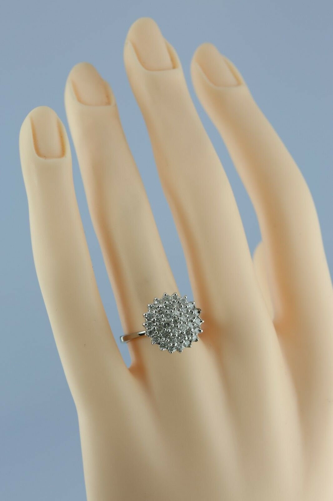 Vintage 18K White Gold 1.5ct Tw Round Diamond Cluster Ring Vintage 18K White Gold 1.5ct Tw Round Diamond Cluster Ring