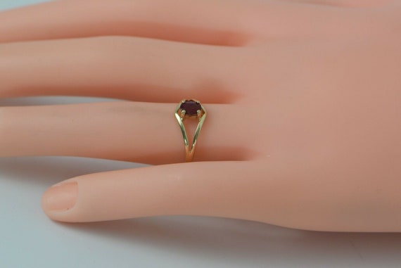 10K YG Ruby Ring Faceted red set on split shank 1… - image 2
