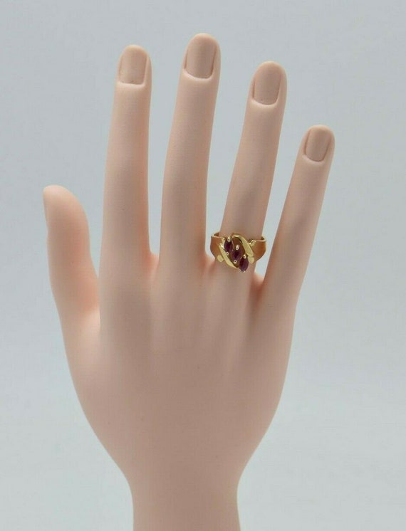 10K Yellow Gold Ruby Ring 1 ct tw. Circa 1980 Siz… - image 5