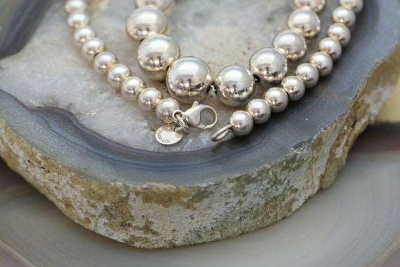 Tiffany graduated bead necklace discount