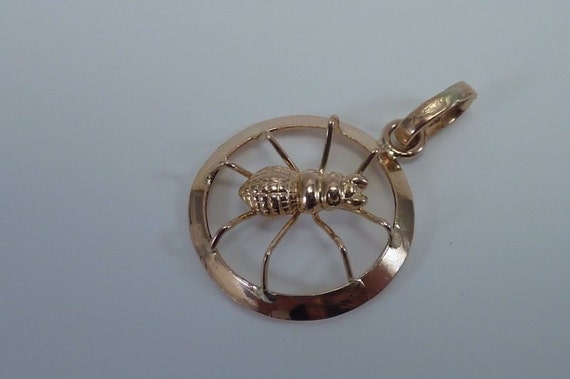 18K Yellow Gold "Spider" Pendant - image 3