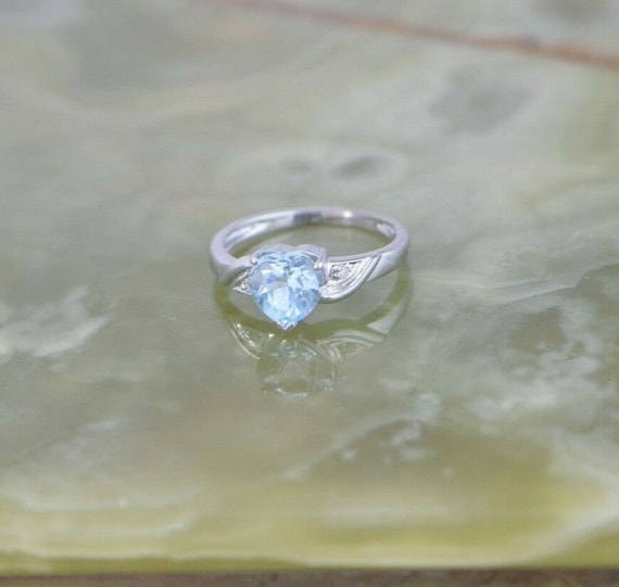 10K WG Blue Possibly Aquamarine Heart Ring, Diamo… - image 3