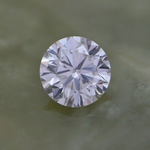 GIA Certified 1.27 carat Round Brilliant Cut diamond.H VS1