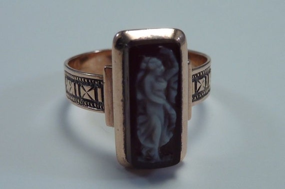 Vintage Victorian Yellow Gold Cameo Ring, Unmarke… - image 2