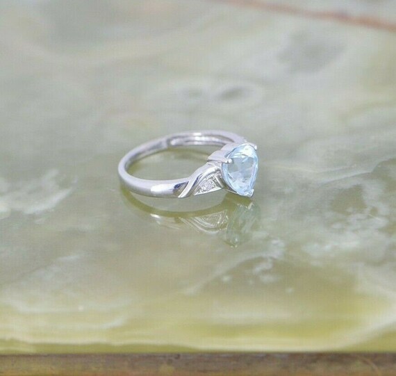 10K WG Blue Possibly Aquamarine Heart Ring, Diamo… - image 4