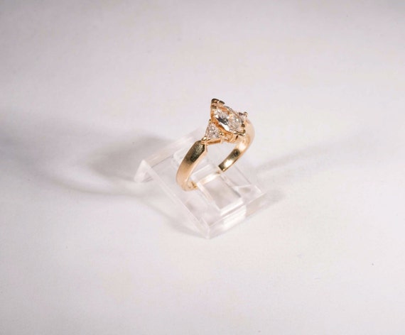 14K Yellow Gold Diamond Engagement Ring app. 0.8c… - image 4