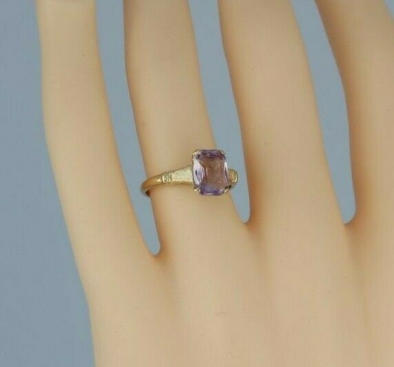 10K Yellow Gold Rectangular Amethyst Ring size 6.… - image 8