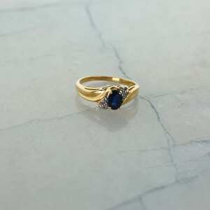 14K Yellow Gold Sapphire and Diamond Ring Size 9.75