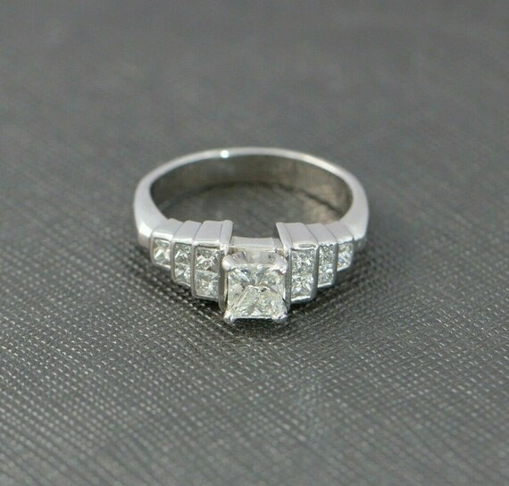 Platinum Shane & Co Princess Diamond Ring Size 7.… - image 4