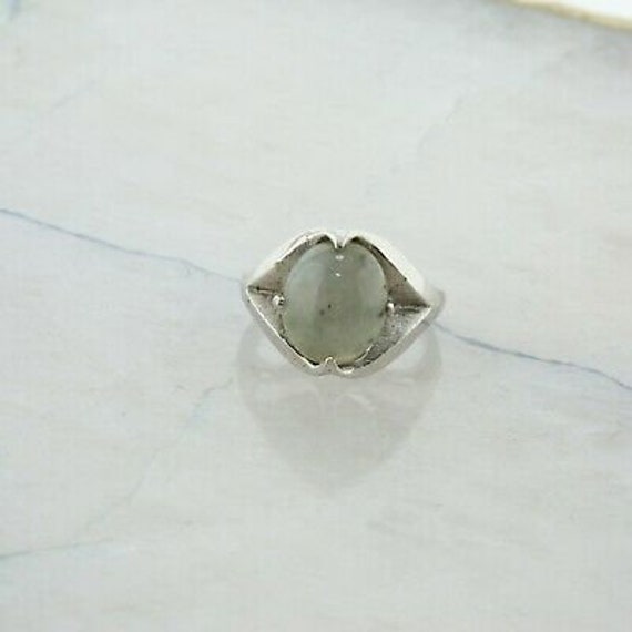 Vintage 10K White Gold White Jadeite Ring Size 6 … - image 4
