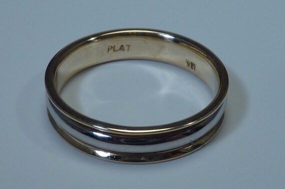 Platinum and 18K Yellow Gold wedding Band, size 1… - image 3