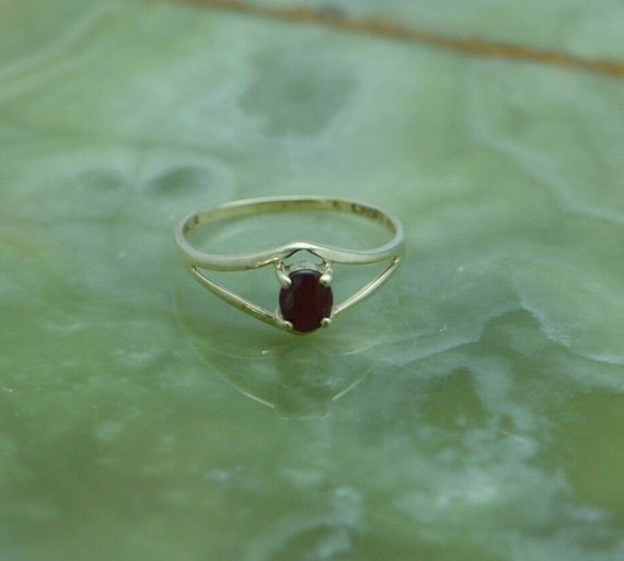 10K YG Ruby Ring Faceted red set on split shank 1… - image 1