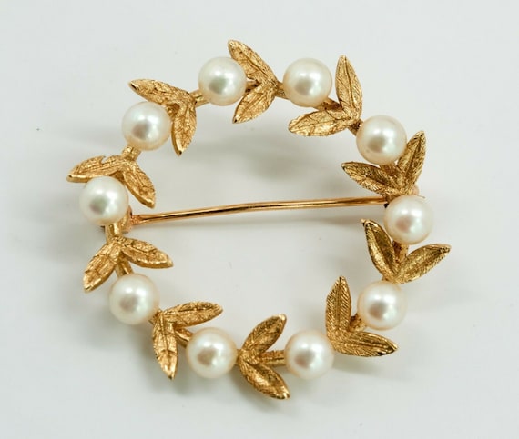 Vintage 14K Yellow Gold Pearl Wreath Pin Circa 19… - image 1