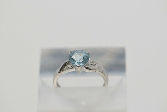 10K WG Blue Possibly Aquamarine Heart Ring, Diamo… - image 9