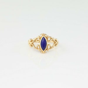 14K Yellow Gold Lapis Lazuli Navette Ring Circa 1980 Size 6.75