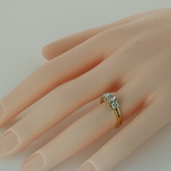 14K Yellow Gold 3 Stone 1 ct tw Diamond Ring Size… - image 5