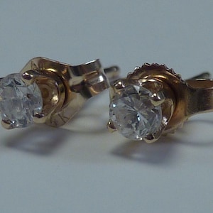 14K Yellow Gold Diamond Stud Earrings