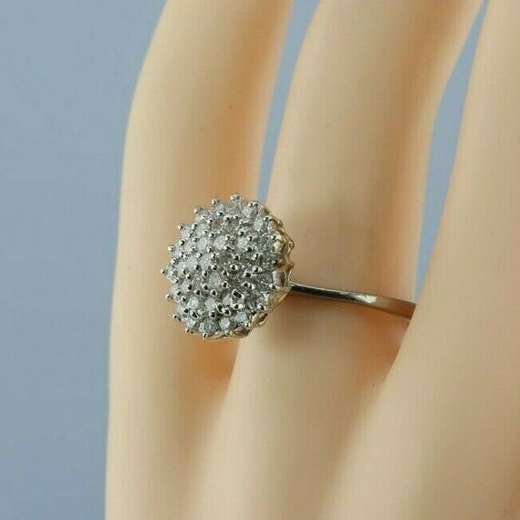 Vintage 18K White Gold 1.5ct Tw Round Diamond Cluster Ring Vintage 18K White Gold 1.5ct Tw Round Diamond Cluster Ring