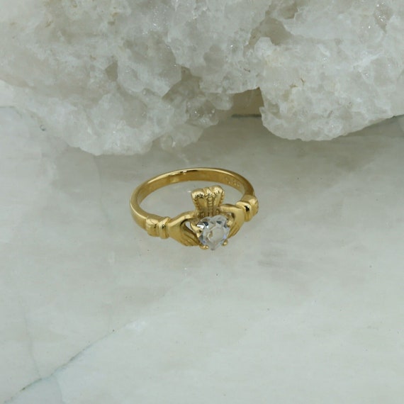10K Yellow Gold Claddagh Ring with Clear White St… - image 5