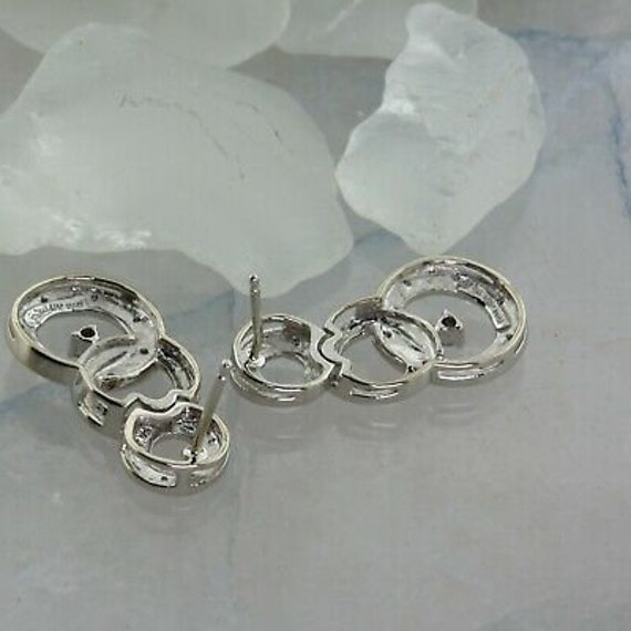 10K White Gold and Diamonds Earrings - image 4