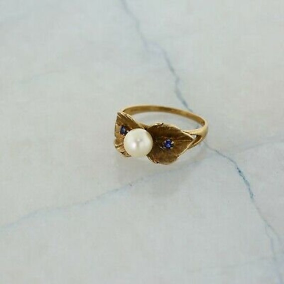 10K Yellow Gold Pearl and Sapphire Ring Size 6.5 - image 6