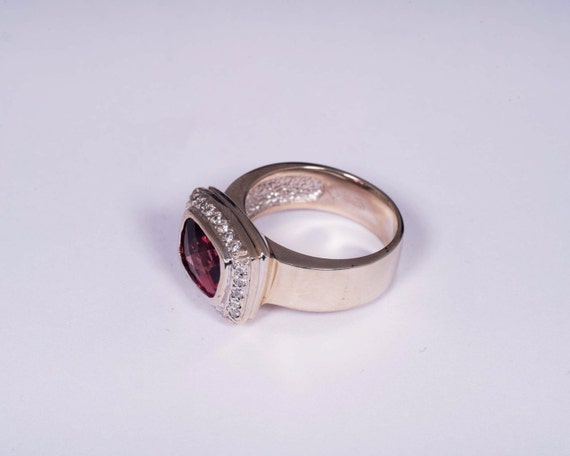 14K White Gold Tourmaline and Diamond Chip Ring, … - image 2