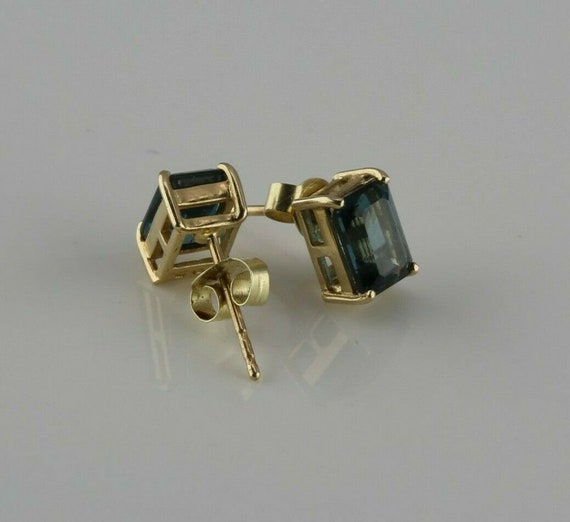 14K Yellow Gold Rectangular Sapphire Stud Earrings - image 4