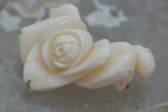 14K Yellow Gold Angel Skin Coral Rose Carving Pin… - image 1