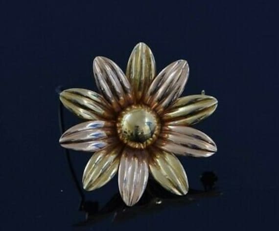 18K Rose and Yellow Gold Italian Flower Pin Circa… - image 1